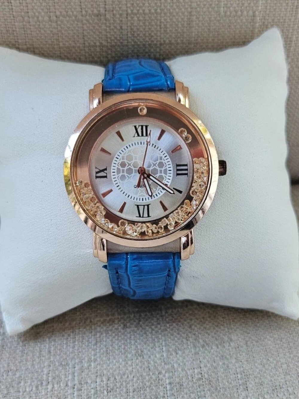 Women Fashion Wristwatch Gold Tone Case Blue Faux Leather Strap Analog Watch - Picture 2 of 10